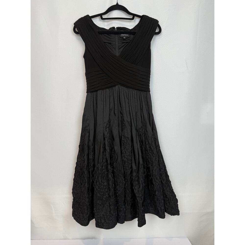 Adrianna Papell Black Ruched Bodice Embroidered Cocktail Dress Size 6